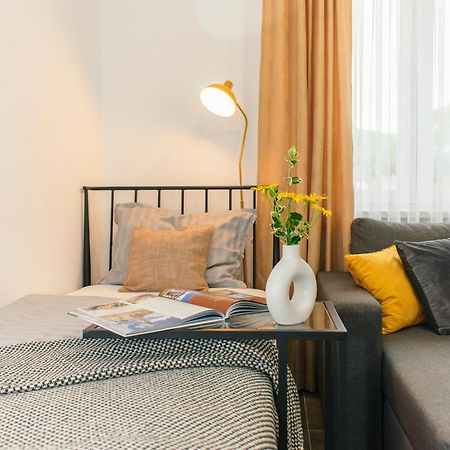 Goodlife Studio Apartment Pozega Bagian luar foto