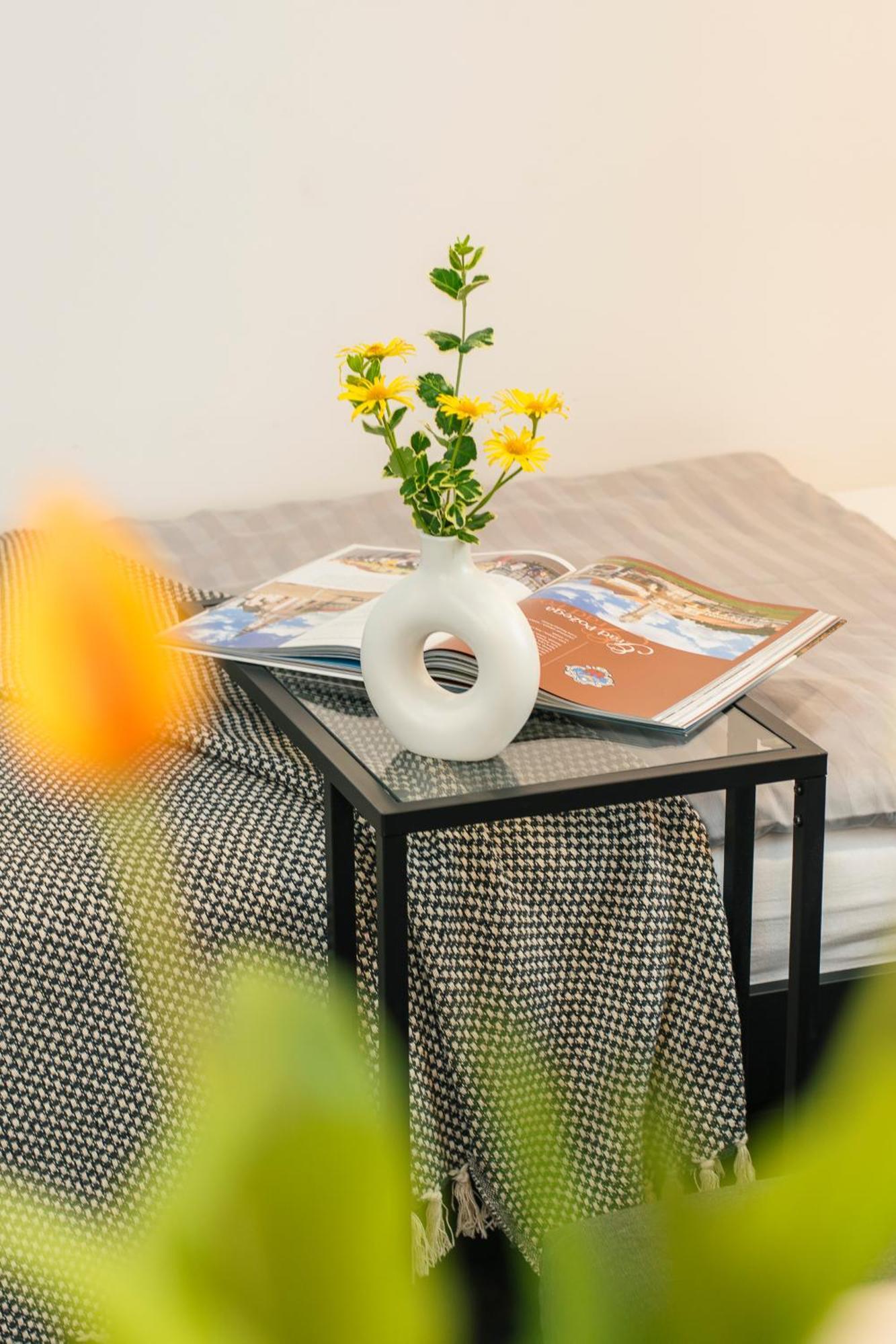 Goodlife Studio Apartment Pozega Bagian luar foto